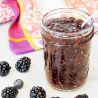 Berry Spread {coconut sugar sweetened}